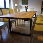 Rzeczna 4 *