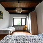 Rzeczna 4 *