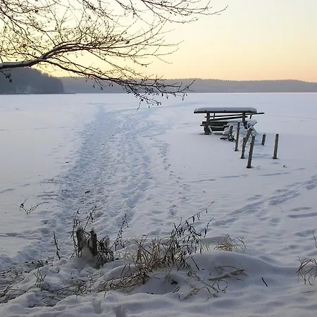 Rzeczna 4 Feriehus *
